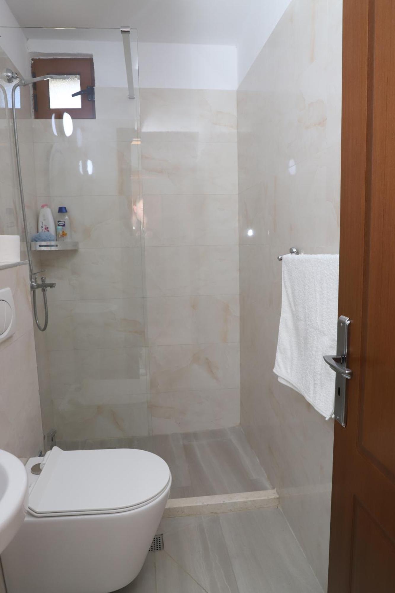 Guest House Lion Berati Exterior foto